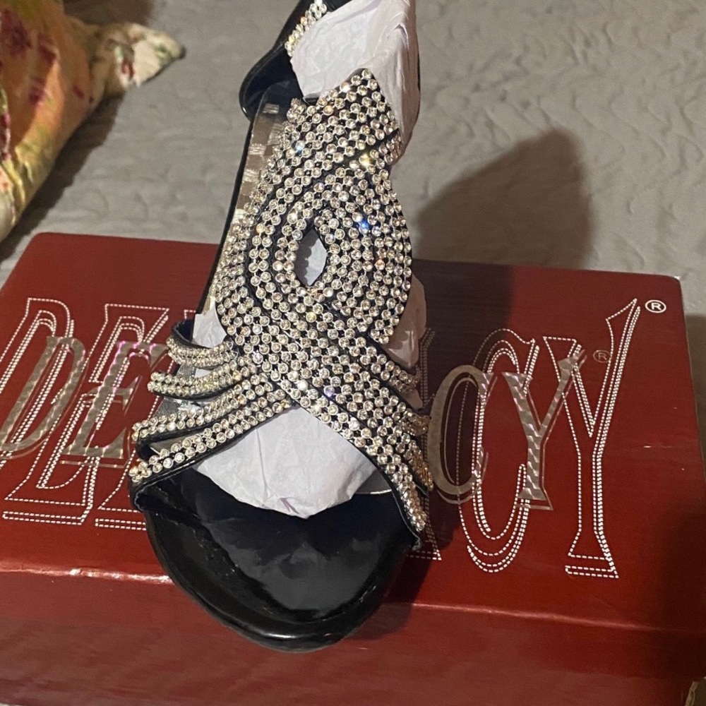 High heels 👠